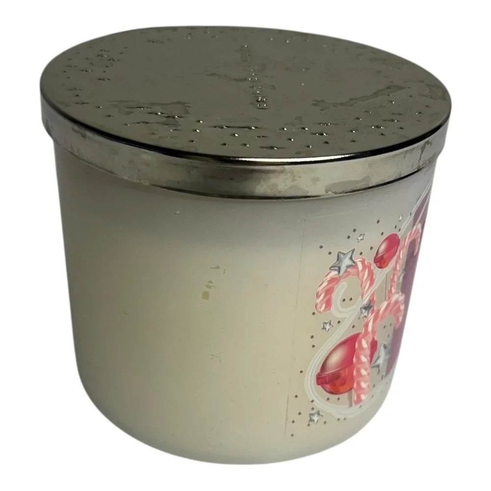 Bath & Body Works Twisted Peppermint 3 Wick Scented Candle  14.5 oz